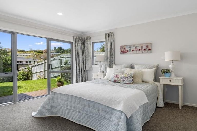 Photo of property in 156 Oteki Park Drive, Welcome Bay, Tauranga, 3112