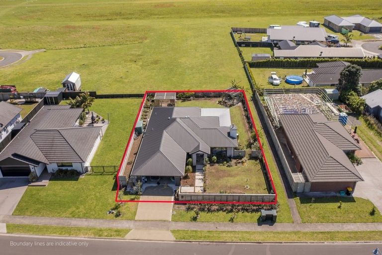 Photo of property in 24 Debenham Drive, Whitianga, 3510