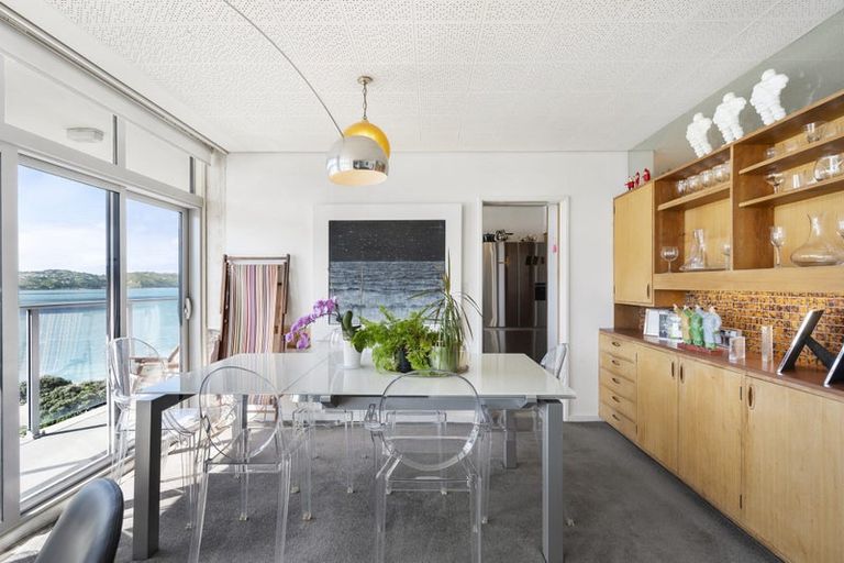Photo of property in Dorchester Apartments, 144 Oriental Parade, Oriental Bay, Wellington, 6011