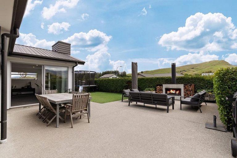 Photo of property in 22 Lochnagar Drive, Lake Hayes, Queenstown, 9304