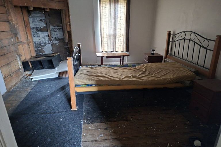 Photo of property in 87 Derby Street, Westport, 7825