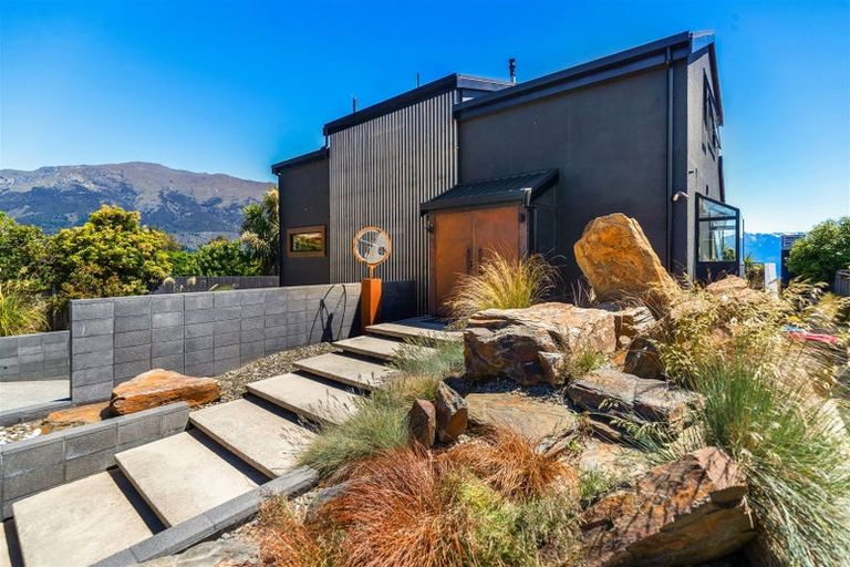 Photo of property in 216 Lakeview Terrace, Lake Hawea, Wanaka, 9382