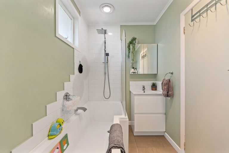 Photo of property in 2 Toroa Place, Tokoroa, 3420