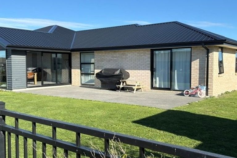 Photo of property in 45 Welsford Street, Woodend, 7610