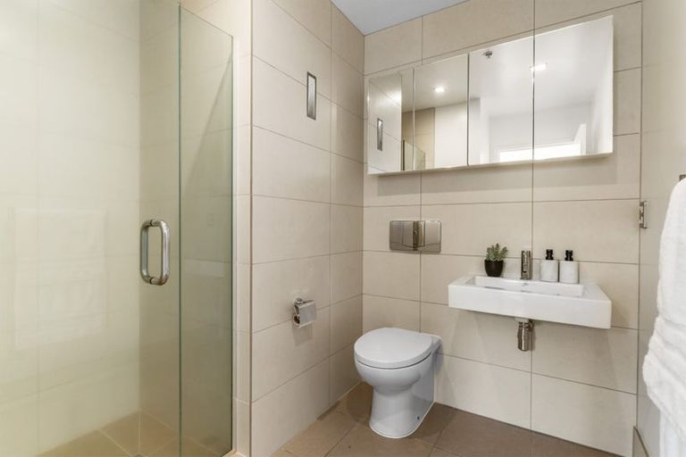 Photo of property in Maison Apartments, 104/16 Huron Street, Takapuna, Auckland, 0622