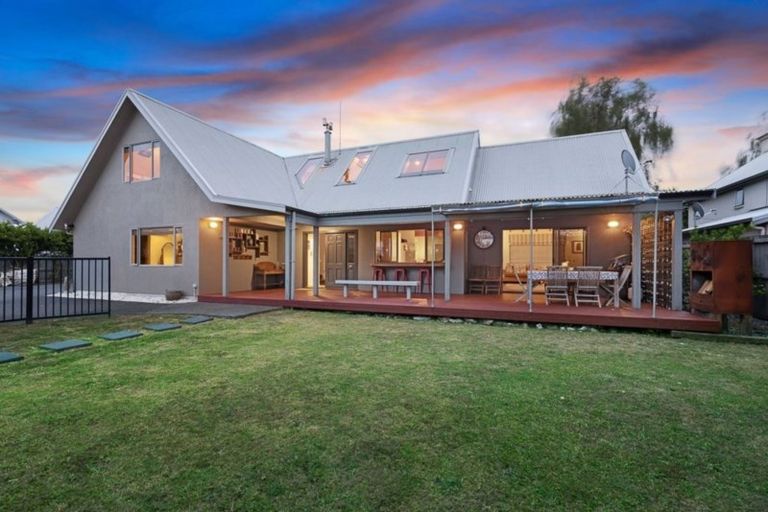 Photo of property in 2/25 The Avenue, Albany, Auckland, 0632