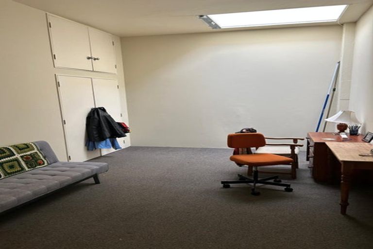 Photo of property in 4 Torrens Terrace, Mount Cook, Wellington, 6011