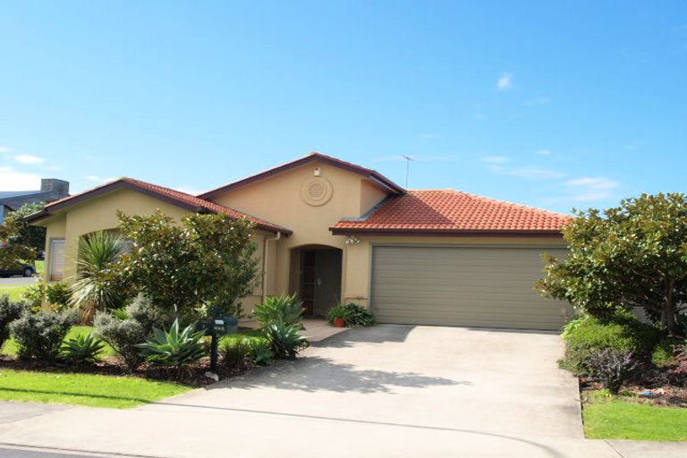 Photo of property in 2 Aviara Court, Northpark, Auckland, 2013