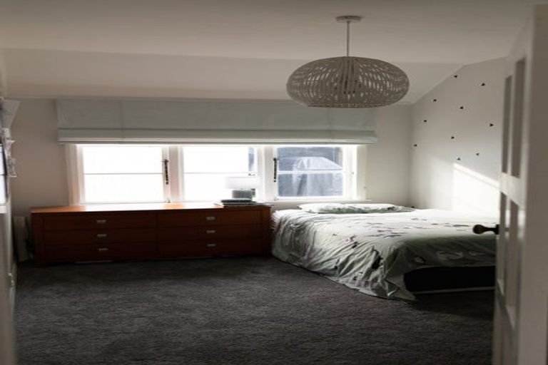 Photo of property in 1/27 Huka Road, Birkenhead, Auckland, 0626