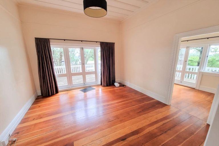 Photo of property in 17 Verbena Road, Birkdale, Auckland, 0626