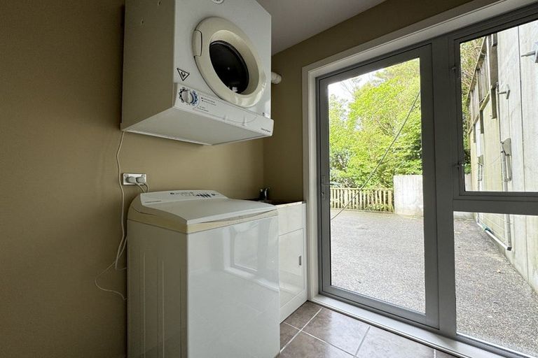 Photo of property in 2/114 Mitchell Street, Brooklyn, Wellington, 6021