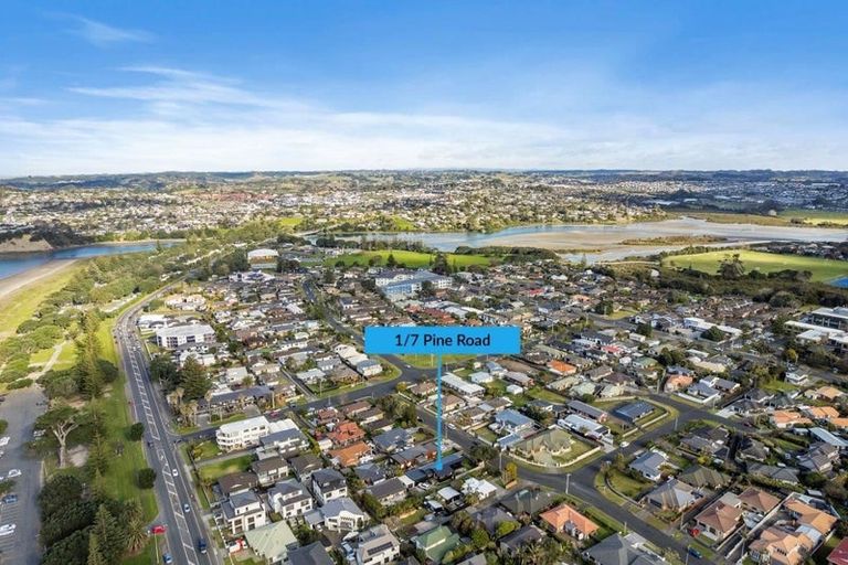 Photo of property in 1/7 Pine Road, Orewa, 0931