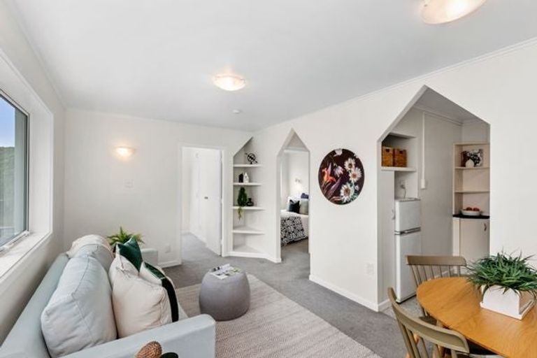 Photo of property in Windsor Court, 3/340 Tinakori Road, Thorndon, Wellington, 6011