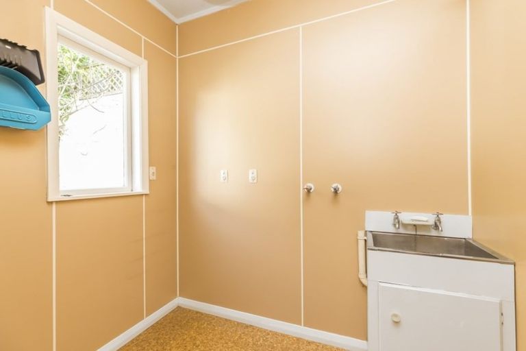 Photo of property in 14 Washington Avenue, Brooklyn, Wellington, 6021