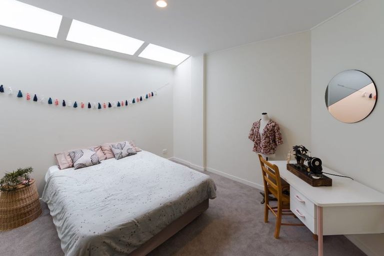 Photo of property in Dixonlane Apartments, 11/7 Feltex Lane, Te Aro, Wellington, 6011