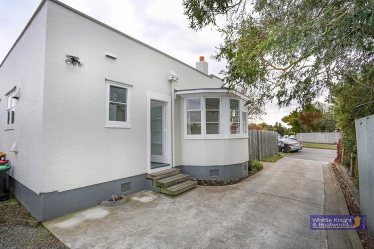 Photo of property in 50/50a Centennial Avenue, Riccarton, Christchurch, 8041