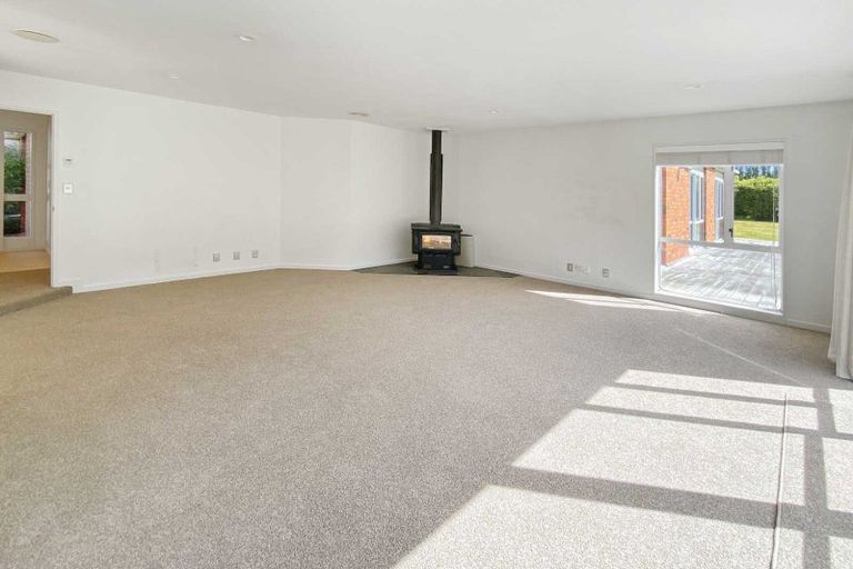 Photo of property in 533 Johns Road, Harewood, Christchurch, 8051