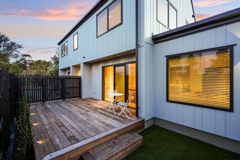 Photo of property in 27 Blair Avenue, Papanui, Christchurch, 8053