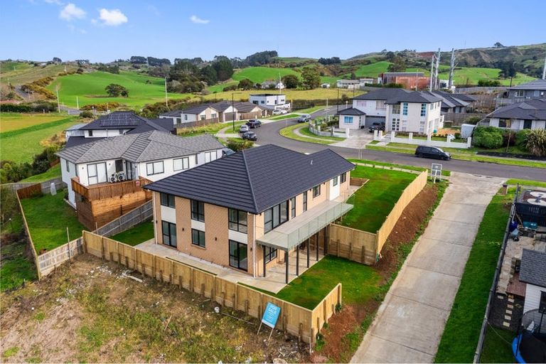 Photo of property in 14 Thomason Crescent, Pokeno, 2402