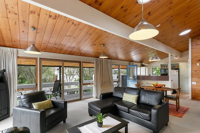 Photo of property in 12 Lynmouth Avenue, Karori, Wellington, 6012