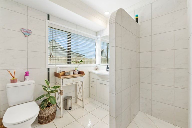 Photo of property in 8 Fuchsia Place, Mount Maunganui, 3116