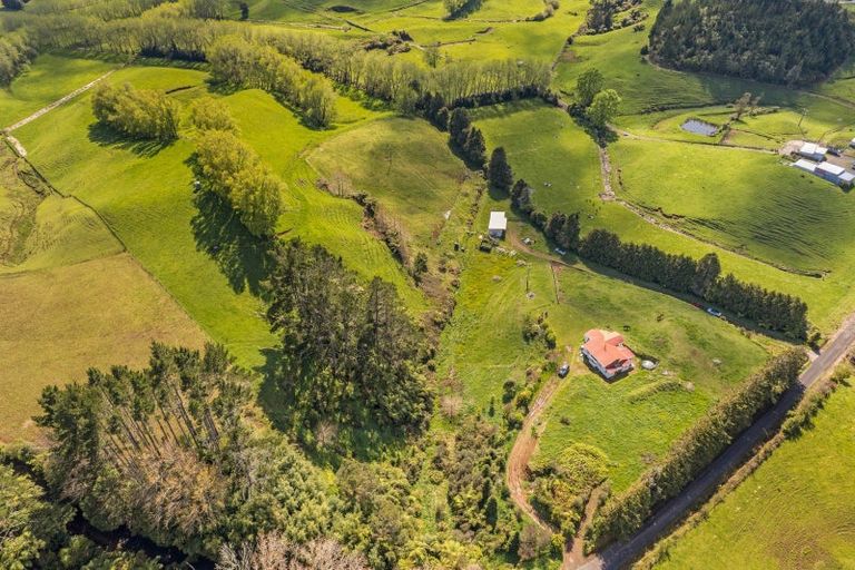 Photo of property in 873 Croydon Road, Te Popo, Stratford, 4394