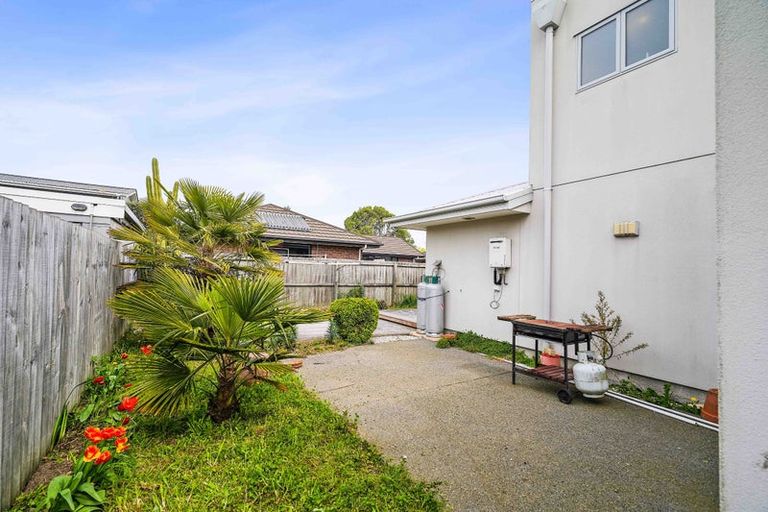 Photo of property in 24 Dinton Street, Russley, Christchurch, 8042