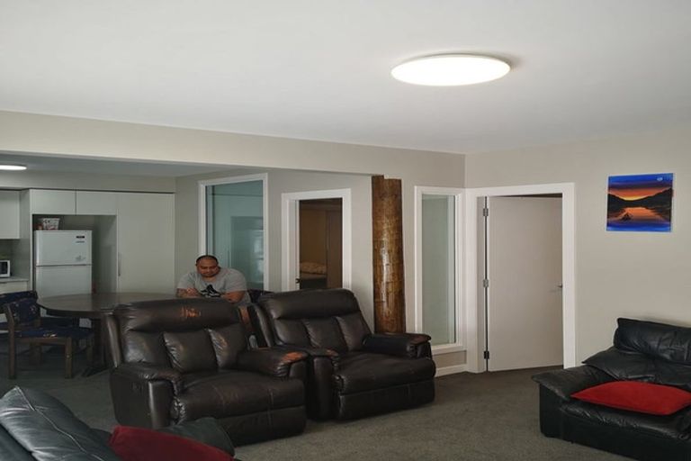 Photo of property in 187 Sievers Grove, Cannons Creek, Porirua, 5024