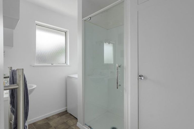 Photo of property in 1/500 Harewood Road, Harewood, Christchurch, 8051