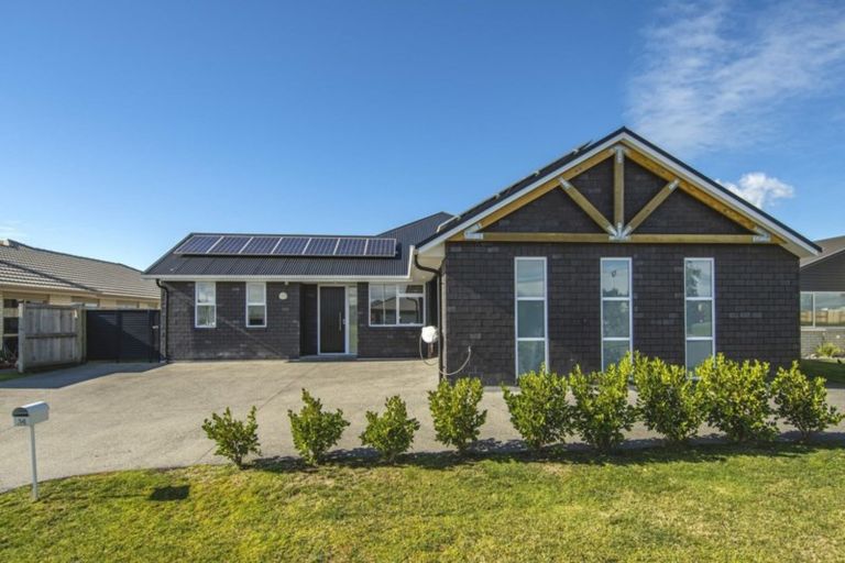 Photo of property in 34 Cassinia Close, Papamoa Beach, Papamoa, 3118