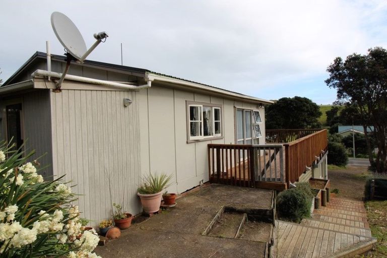 Photo of property in 1 North Street, Mokau, 4376