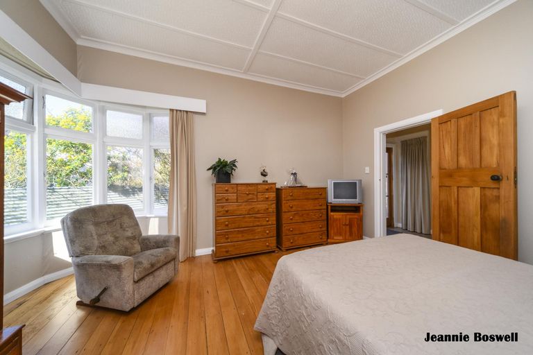 Photo of property in 122 Linton Street, West End, Palmerston North, 4410
