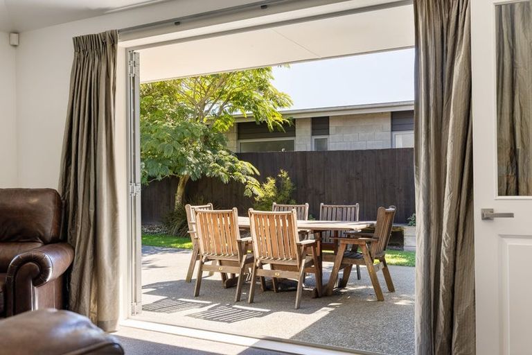 Photo of property in 27 Cridland Place, Halswell, Christchurch, 8025