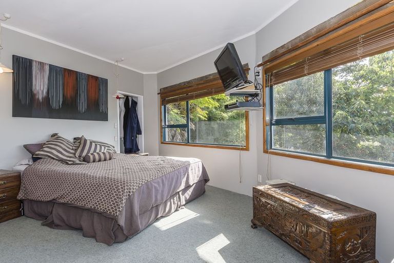 Photo of property in 18b Wade Place, Welcome Bay, Tauranga, 3175