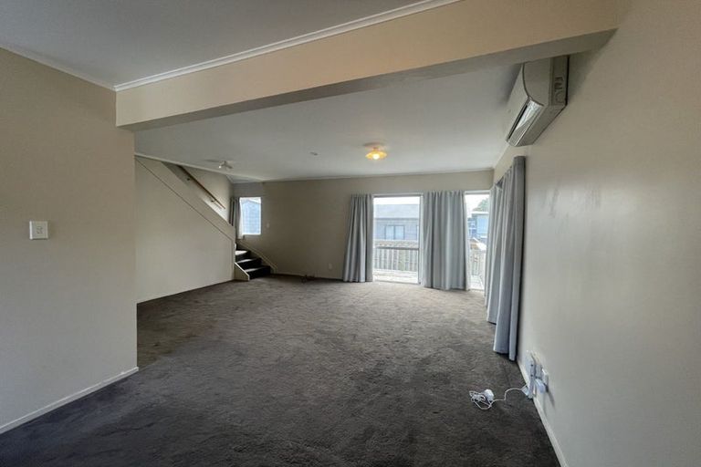 Photo of property in 4 Danden Way, Pukekohe, 2120