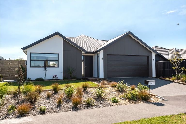 Photo of property in 41 Mills Road, Marshland, Christchurch, 8051