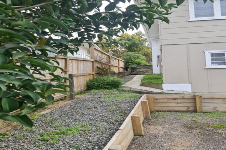 Photo of property in 21 Roys Road, Parkvale, Tauranga, 3112