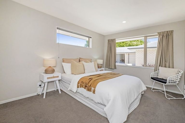 Photo of property in 54 Thackeray Place, Waltham, Christchurch, 8023