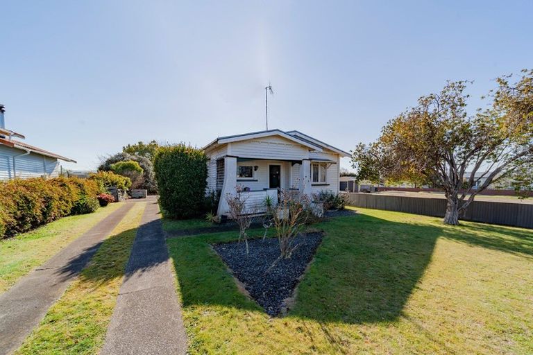 Photo of property in 12 Holyrood Terrace, Waipukurau, 4200