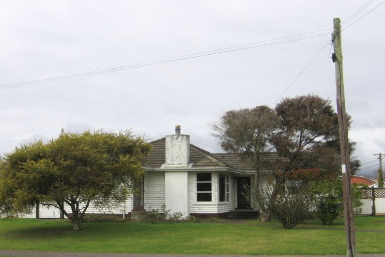 Photo of property in 18 Clyde Street, Levin, 5510
