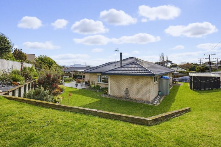 Photo of property in 19 Villa Grove, Paraparaumu, 5032