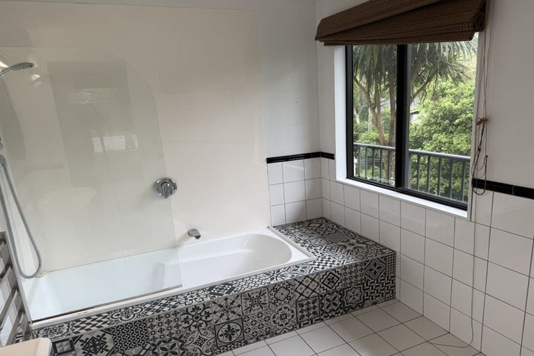 Photo of property in 3a Maldive Street, Khandallah, Wellington, 6035