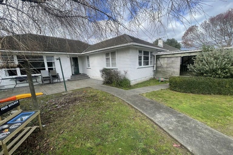 Photo of property in 24 Routley Crescent, Elderslea, Upper Hutt, 5018