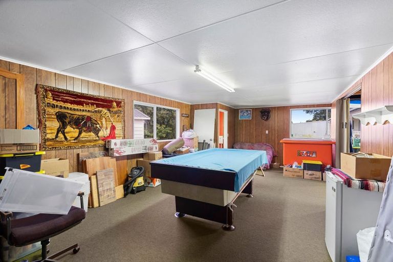 Photo of property in 16 Ryder Crescent, Levin, 5510