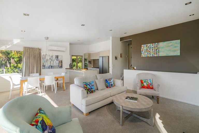 Photo of property in 10 Patricia Place, Hahei, Whitianga, 3591