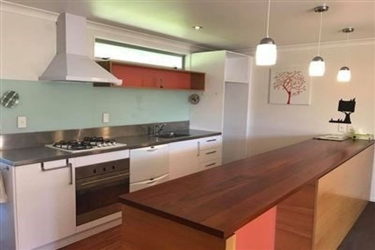 Photo of property in 9a Ocean Road, Paekakariki, 5034