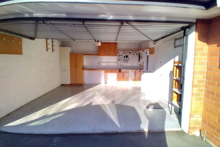 Photo of property in 1/4 Solway Avenue, Ilam, Christchurch, 8041