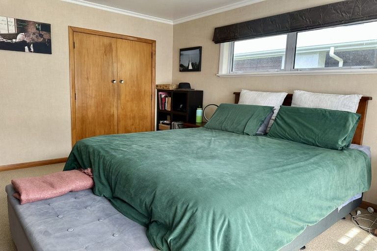 Photo of property in 12 Park Road, West End, Palmerston North, 4412