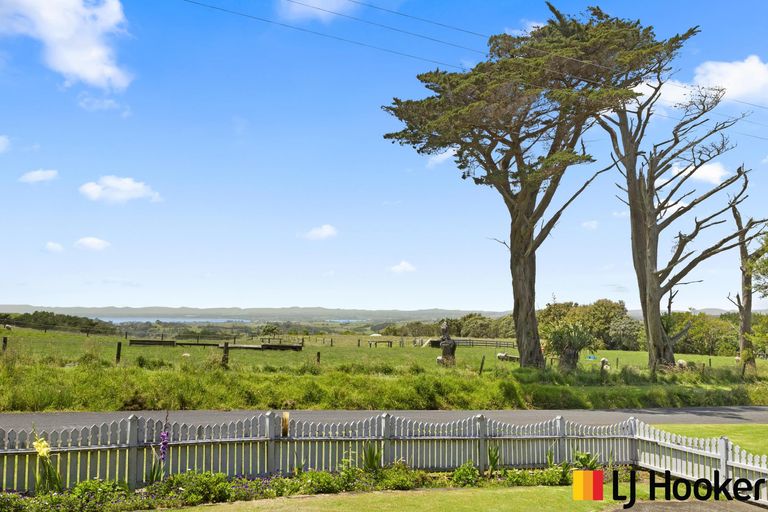Photo of property in 356 Hamilton Road, Awhitu, Waiuku, 2684