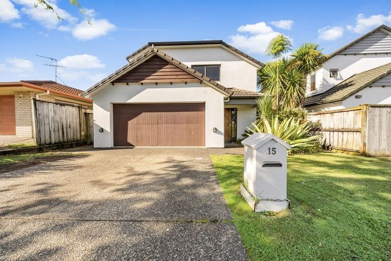 Photo of property in 15 Lilybank Crescent, East Tamaki, Auckland, 2013